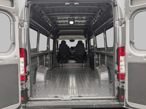 New 2025 RAM ProMaster 3500 w/ Leather Interior Group image 41