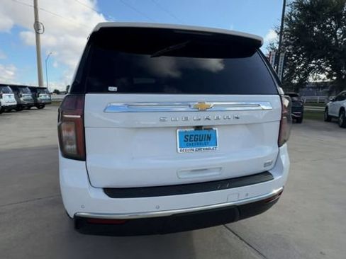 Used 2023 Chevrolet Suburban LS w/ Driver Alert Package RWD image 7