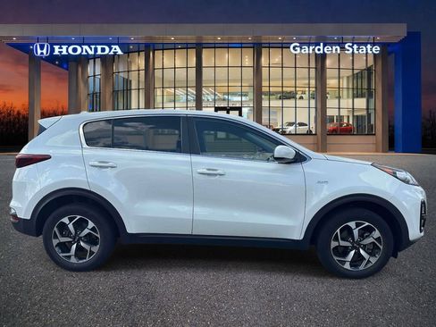 Used 2021 Kia Sportage LX AWD/4WD image 5