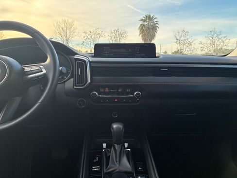 Used 2025 MAZDA CX-50 2.5 Hybrid w/ Premium Plus Pkg image 17