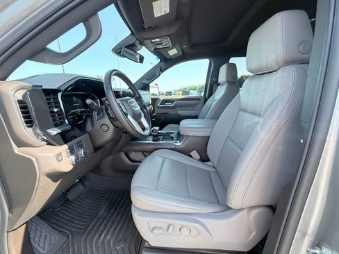 Used 2024 GMC Sierra 1500 SLT w/ SLT Convenience Package AWD/4WD image 20