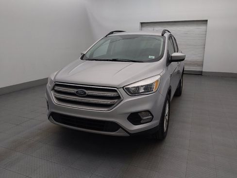Used 2018 Ford Escape SE image 15