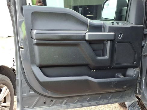 Used 2018 Ford F150 XLT w/ Equipment Group 302A Luxury AWD/4WD image 16