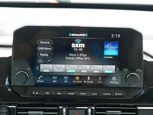 New 2025 Nissan Pathfinder SL image 8