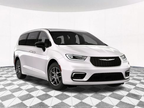 New 2026 Chrysler Pacifica Select image 12