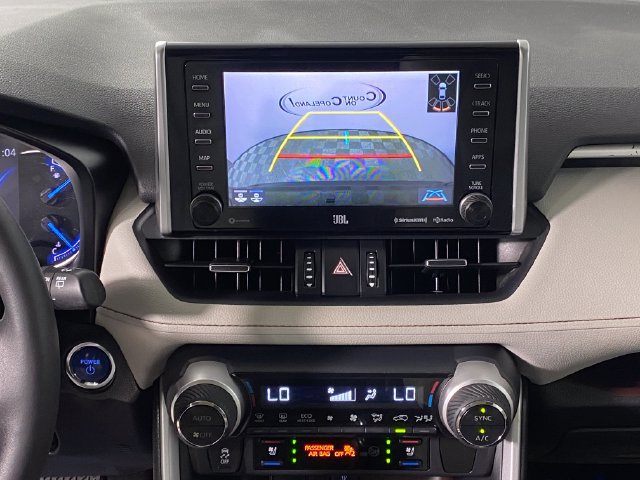 Certified 2020 Toyota RAV4 Limited w/ Limited Grade Weather Package AWD/4WD image 15