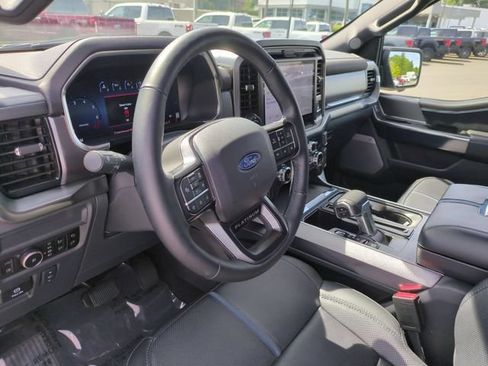 Used 2025 Ford F150 Platinum AWD/4WD image 16