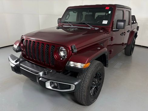 Used 2021 Jeep Gladiator Sport image 5