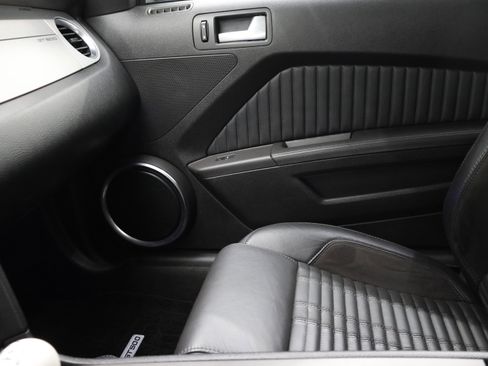 Used 2013 Ford Mustang Shelby GT500 image 12