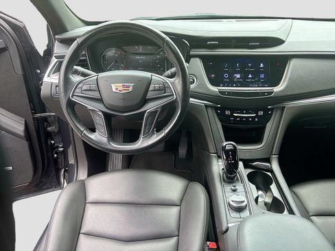 Used 2023 Cadillac XT5 Luxury FWD image 37
