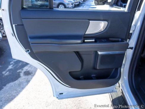 Certified 2025 Ford Expedition Active image 24