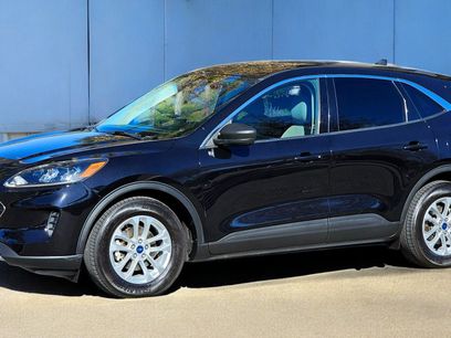 Used 2022 Ford Escape SE