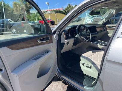 New 2026 Volkswagen Atlas SE
