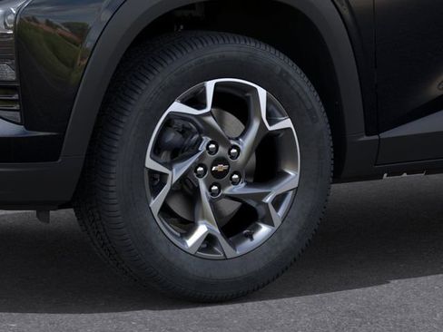 New 2026 Chevrolet Trax LT w/ Sunroof Package FWD image 11
