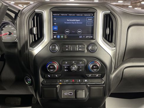 Used 2021 Chevrolet Silverado 1500 LT w/ Bed Protection Package image 22