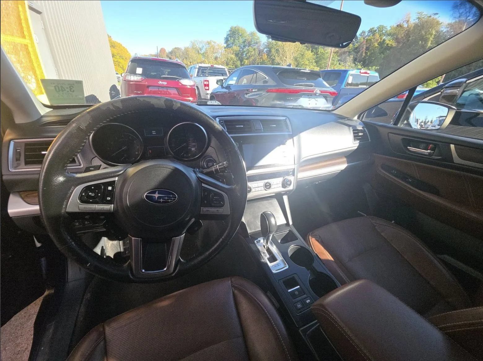 Used 2017 Subaru Outback 3.6R Touring AWD/4WD image 14