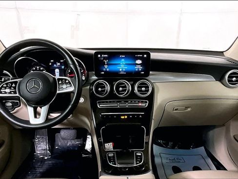 Used 2022 Mercedes-Benz GLC 300 w/ Premium Package Lite image 15