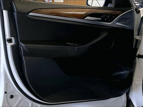 Used 2022 BMW X4 xDrive30i w/ Premium Package image 21