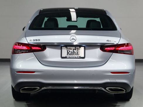 Used 2023 Mercedes-Benz E 350 4MATIC Sedan image 3