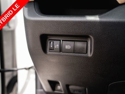 Used 2024 Toyota RAV4 LE AWD/4WD image 14