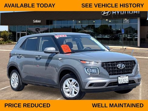 Used 2025 Hyundai Venue SE FWD image 1