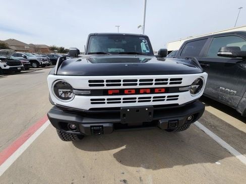 Used 2025 Ford Bronco Heritage Edition image 2