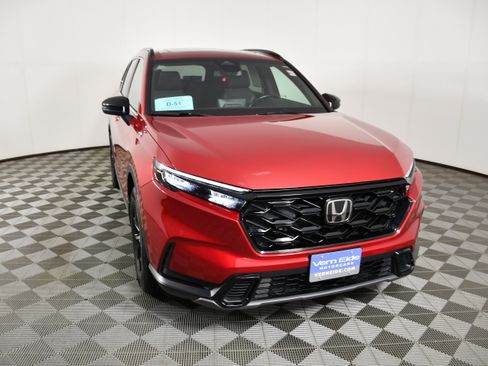 Certified 2025 Honda CR-V Sport image 3