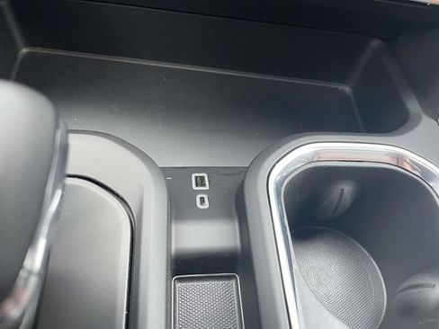 Used 2024 GMC Sierra 1500 Denali Ultimate AWD/4WD image 32