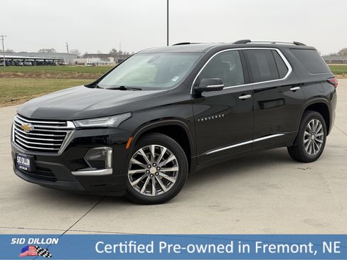 Certified 2023 Chevrolet Traverse Premier AWD/4WD image 1