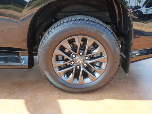 Certified 2023 Lexus GX 460 Premium image 7