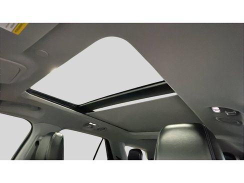 Used 2021 Ford Explorer XLT AWD/4WD image 15