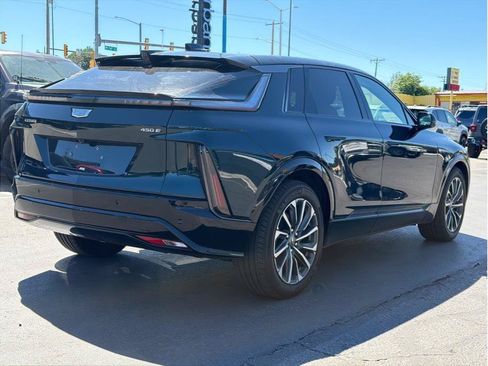 Used 2024 Cadillac Lyriq Sport RWD image 3