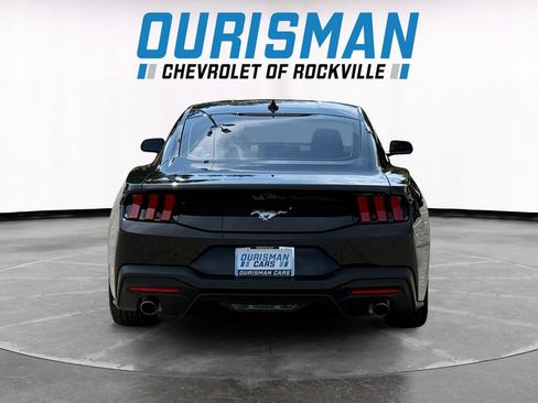 Used 2024 Ford Mustang Coupe RWD image 5
