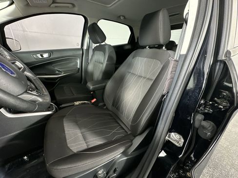 Used 2018 Ford EcoSport SE w/ SE Convenience Package image 11