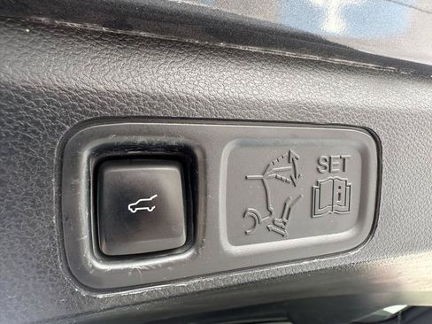 Used 2020 Ford Expedition Max Limited w/ Texas Edition Package RWD image 65