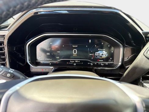 Used 2022 GMC Sierra 1500 SLE image 28