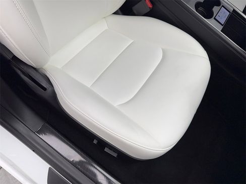 Used 2021 Tesla Model 3 Performance image 45