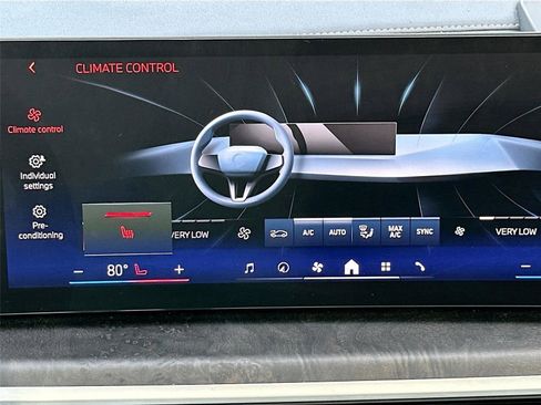 Certified 2024 BMW X5 xDrive50e w/ Parking Assistance Package image 20