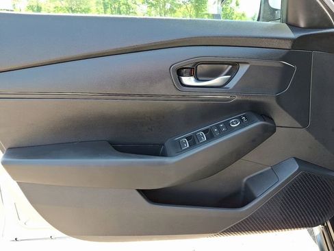 Used 2025 Honda Accord LX image 12