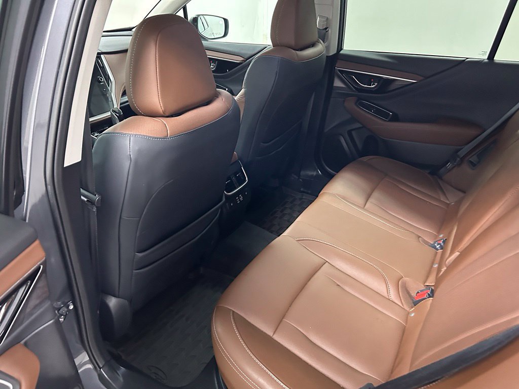 Used 2023 Subaru Outback Touring AWD/4WD image 15
