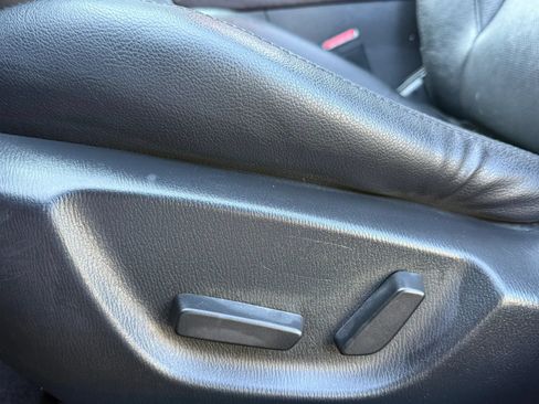 Used 2017 MAZDA MAZDA3 Grand Touring FWD image 43