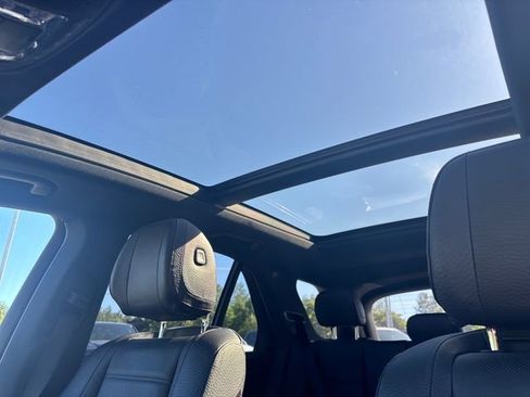 Used 2020 Mercedes-Benz GLE 350 4MATIC image 29