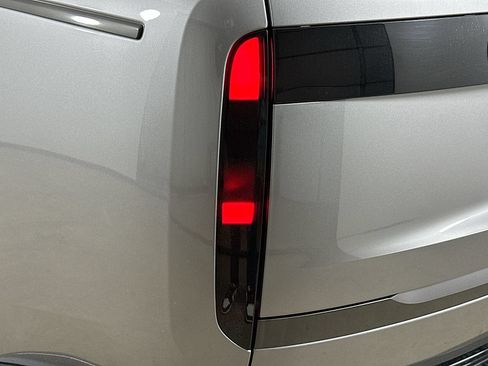 Used 2023 Land Rover Range Rover SE AWD/4WD image 11