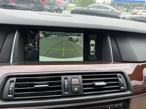 Used 2014 BMW 550i xDrive Sedan AWD/4WD image 19