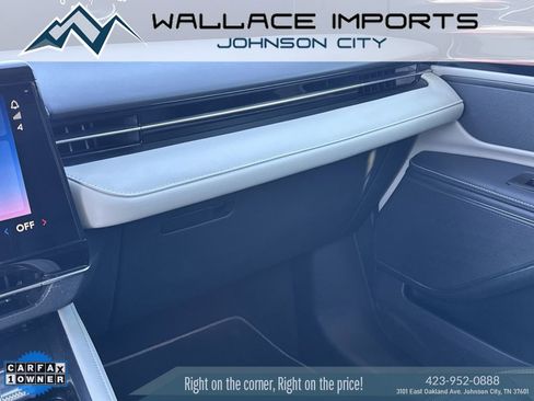 Used 2024 Lincoln Nautilus Reserve image 20