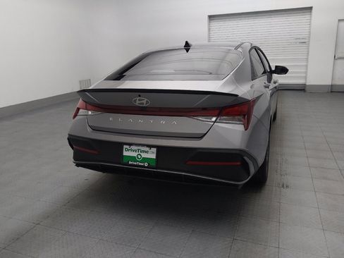 Used 2025 Hyundai Elantra Sport FWD image 7