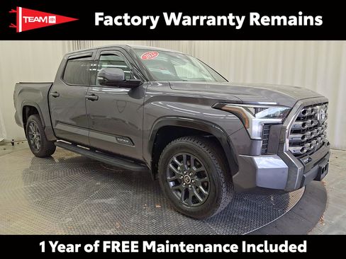 Used 2022 Toyota Tundra Platinum image 1