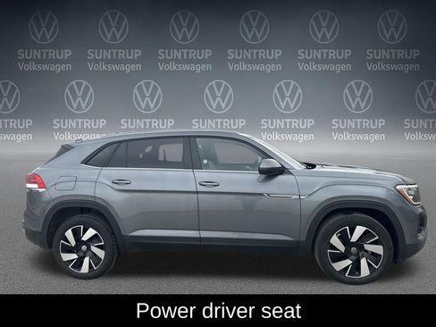 Used 2025 Volkswagen Atlas Cross Sport SE image 6