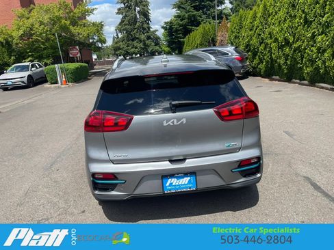 Used 2022 Kia Niro EX FWD image 9