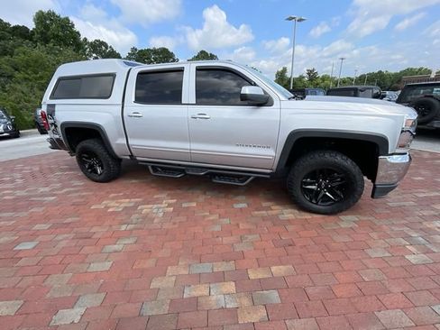 Used 2017 Chevrolet Silverado 1500 LT w/ All Star Edition AWD/4WD image 36